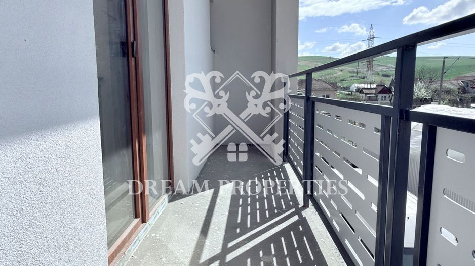 Apartament cu 2 camere de vanzare, 2 balcoane, parcare,  Apahida - Poză 10