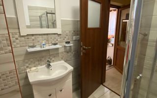 Vila  Frumoasa , Sibiu ,6 camere , 5 Bai , mobilata ,utilata - Poză 33