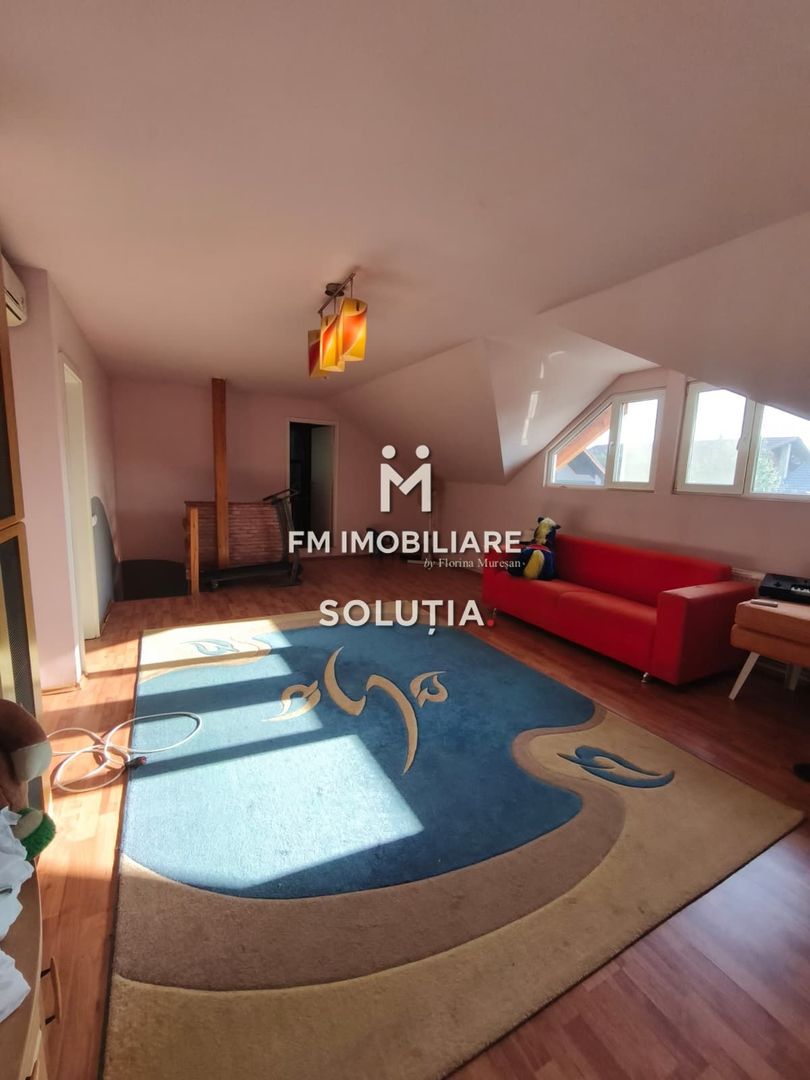 Vânzare casă cu piscină și teren 1.070 mp - Poză 9