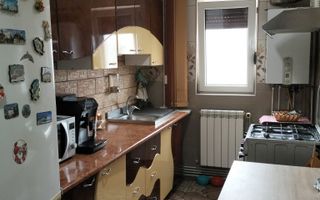 3 camere semidecomandat, mobilat/utilat, etaj 4/4 – Zimbru, Iași - Poză 2