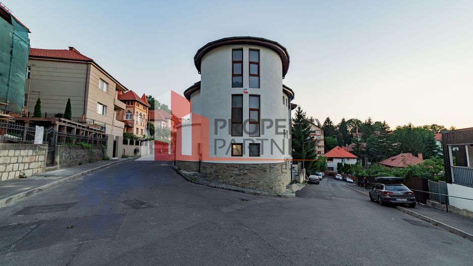 Vilă cu vedere panoramică – Central Brașov - Poză 22