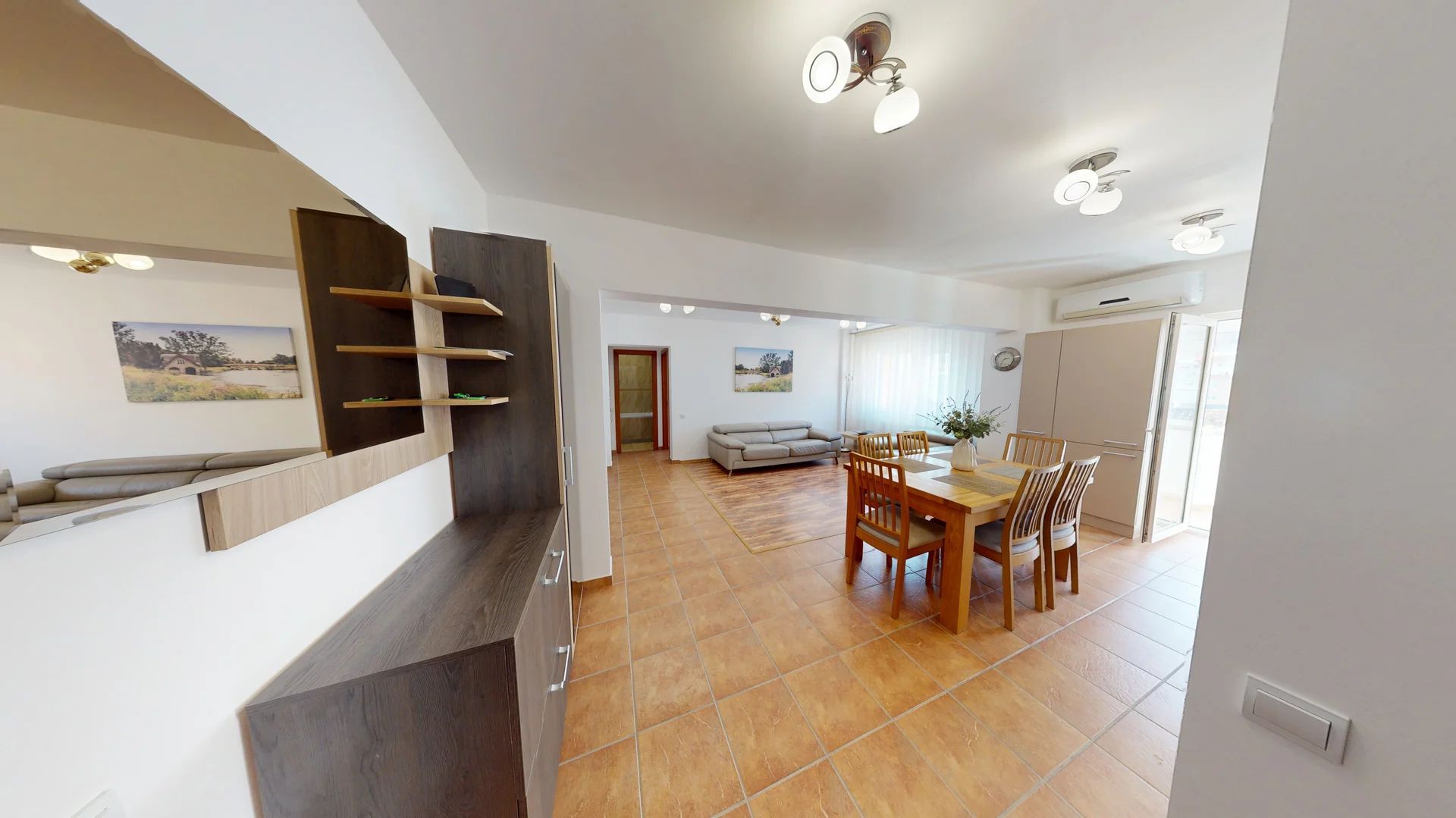 Apartament 3 camere Racadau -zona Pieteonala - Poză 2