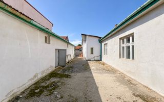 Casă din cărămidă, 6 camere, zona Pârneava, str. Eftimie Murgu - Poză 7