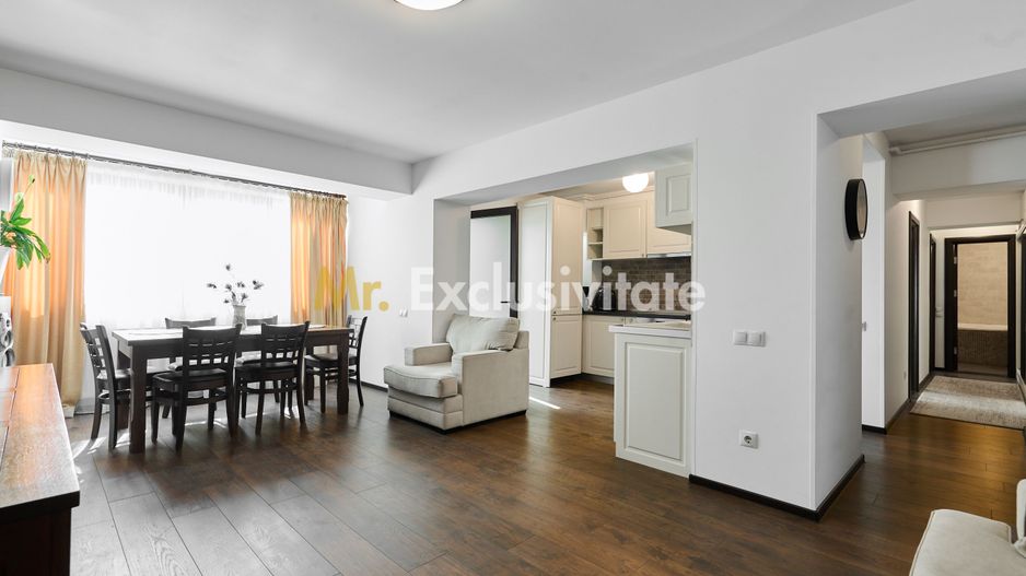 Apartament 3 camere Pitești, zonă Ultracentrala- etaj intermediar - Poză 1
