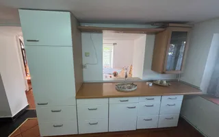 VILA 5 CAMERE, TEREN 4520 MP, LERESTI, ARGES - Poză 14