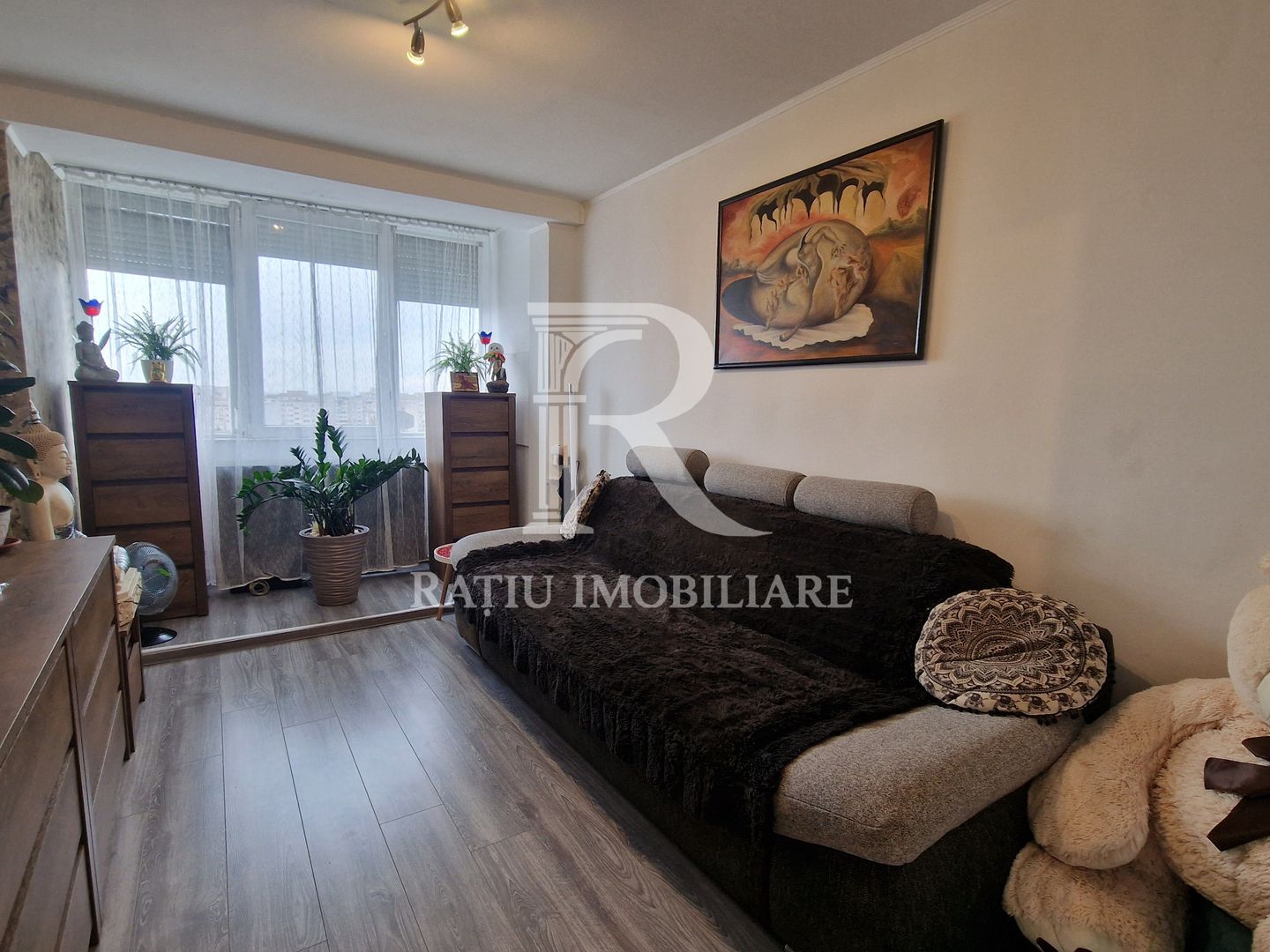 Apartament cu 3 camere | Ascensor | Rogerius | Oradea - Poză 10