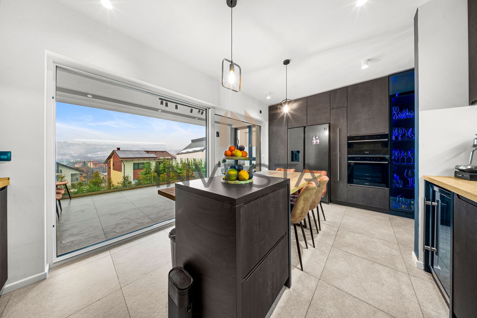 Duplex ultrafinisat | 4 camere | Gradina proprie | Vedere superba | - Poză 6