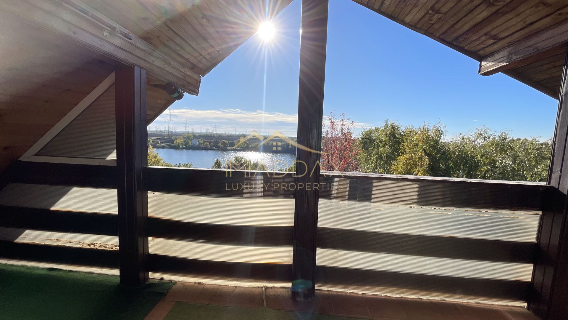 Vila 7 camere**Lake view**Ponton privat**Piscina**Teren 933 MP//Balotesti - Poză 35