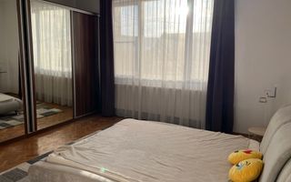 Casă cu 4 camere, 145 mp utili, curte proprie, zona Petrom/Carrefour - Poză 6