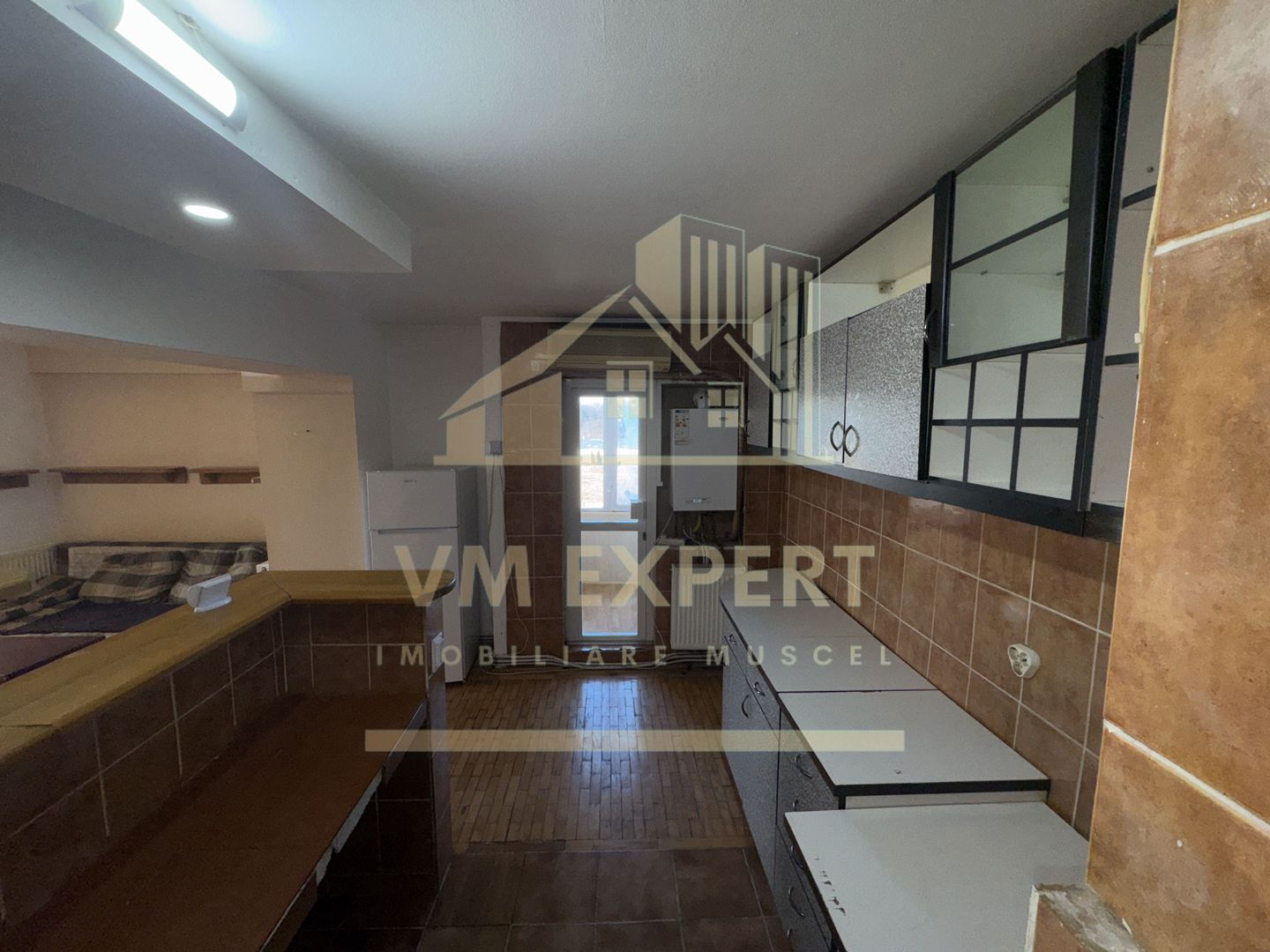 APARTAMENT 3 CAMERE ETAJ 7/8 LIFT 109MP CAMPULUNG - Poză 4