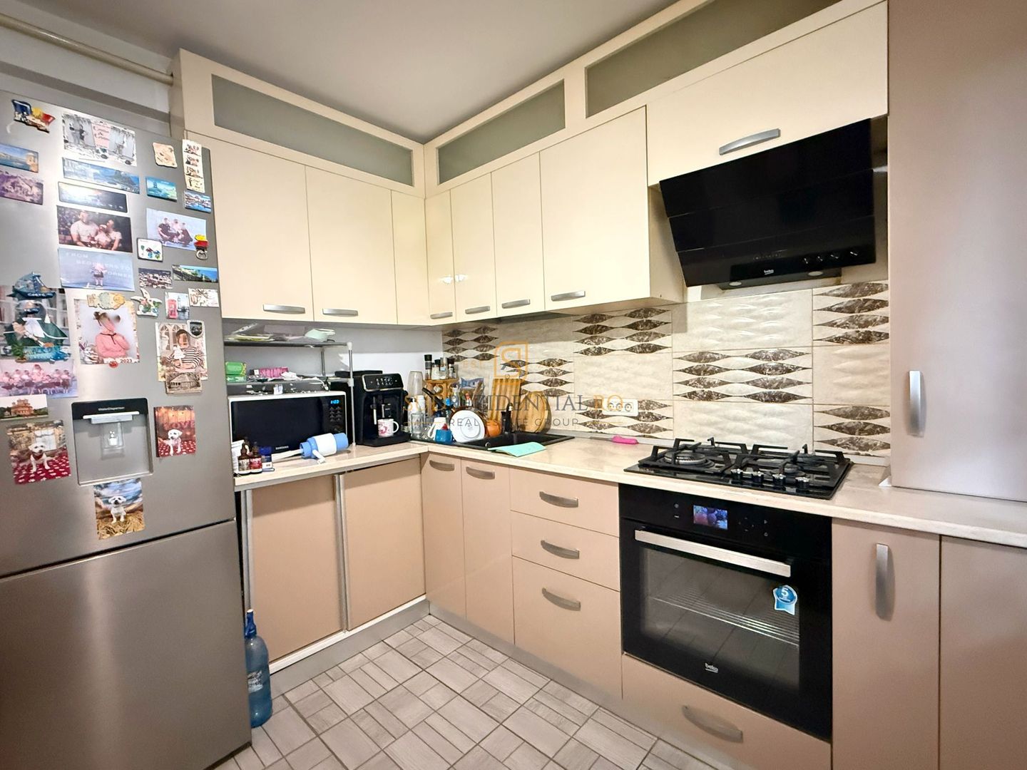 Vila insiruita mobilata si utilata / 4 camere/ 3 Bai / Curte proprie - Poză 5