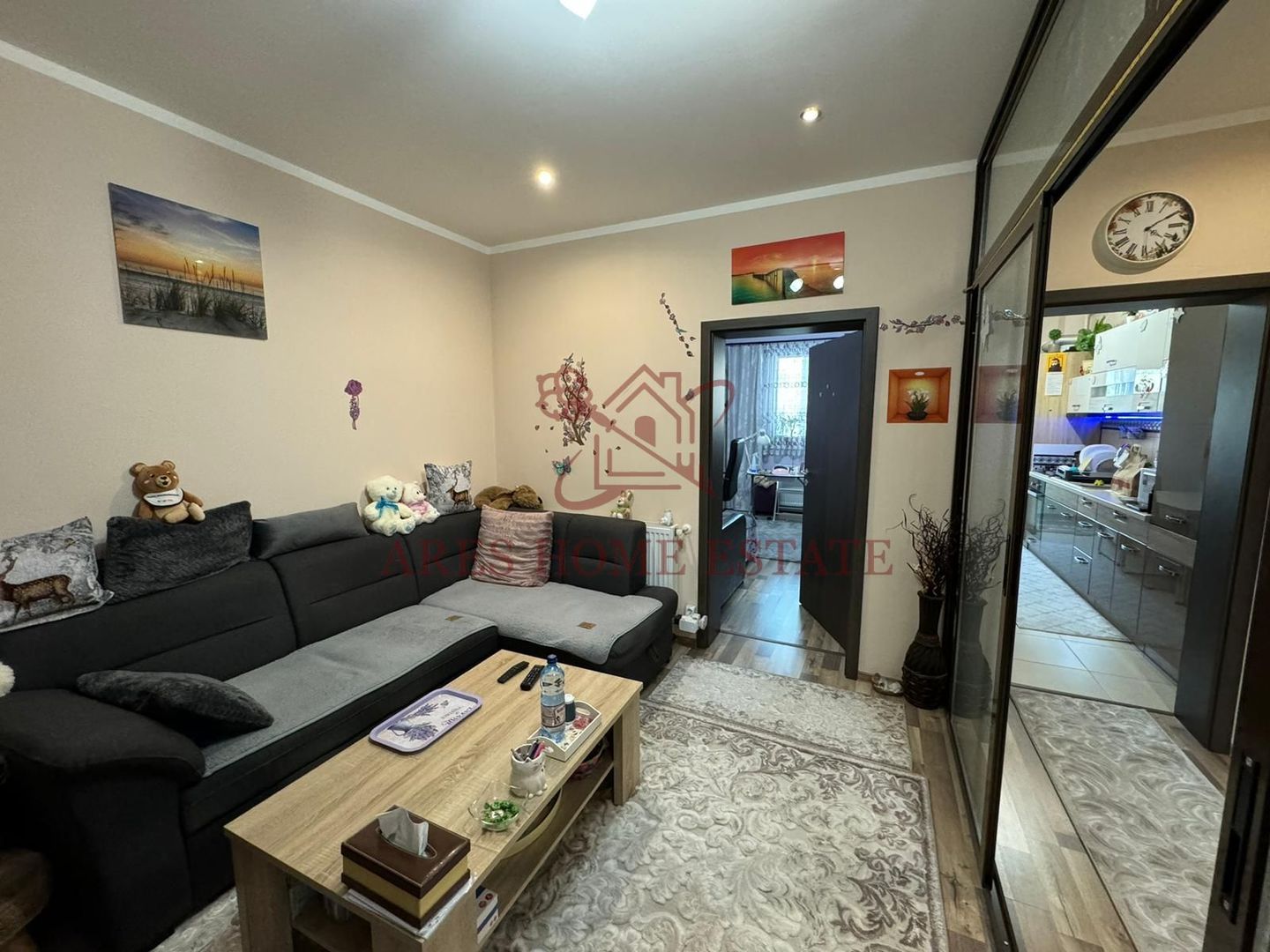 Apartament complet mobilat cu 3 camere în Giroc - 135,000 € - Poză 6