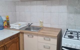 inchiriez apartament 3 camere, decomandat, 70mp, zona Nicolina 2 - Poză 6