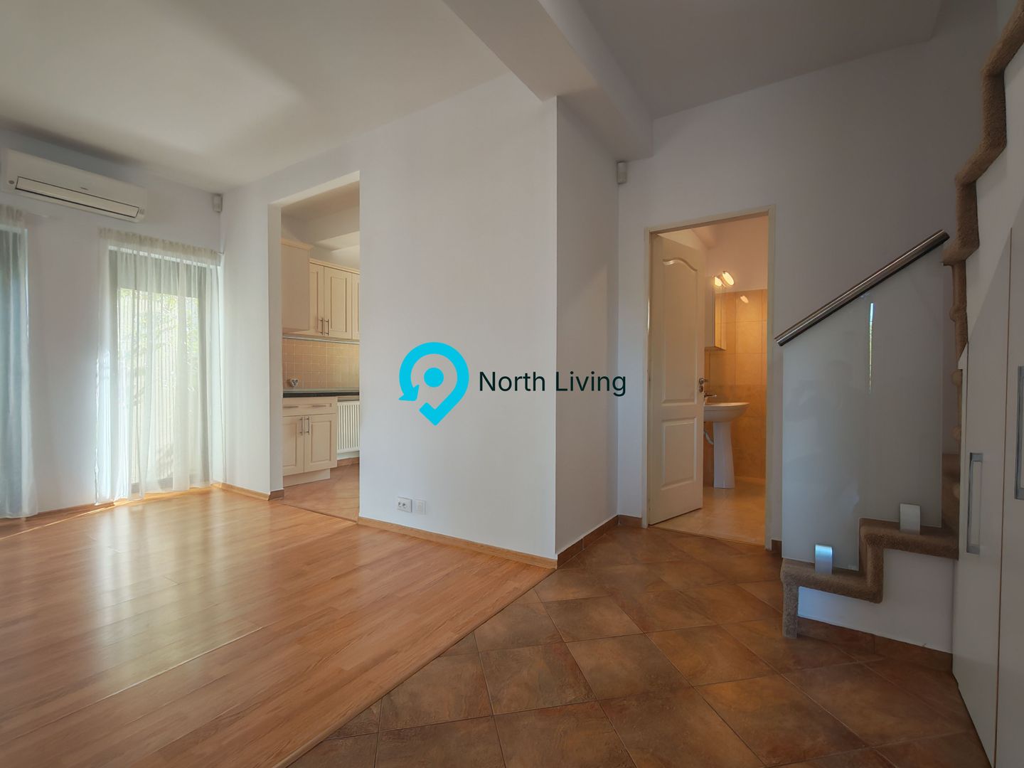 Vila 4 camere | Garaj | Curte 400 mp | zona Corbeanca - Tamasi - Poză 11