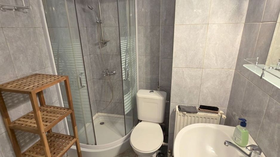 De inchiriat apartament cu o camera ultracentral, et. 1, 320 euro - Poză 5