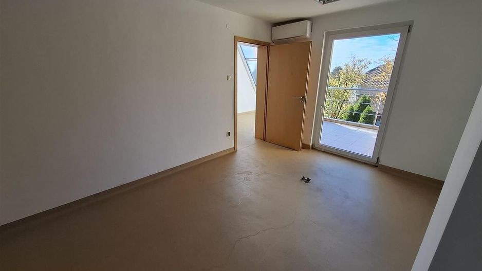 Casa D+P+2 E Elisabetin-Balcescu 7 locuri de parcare birouriclinicaetc - Poză 19