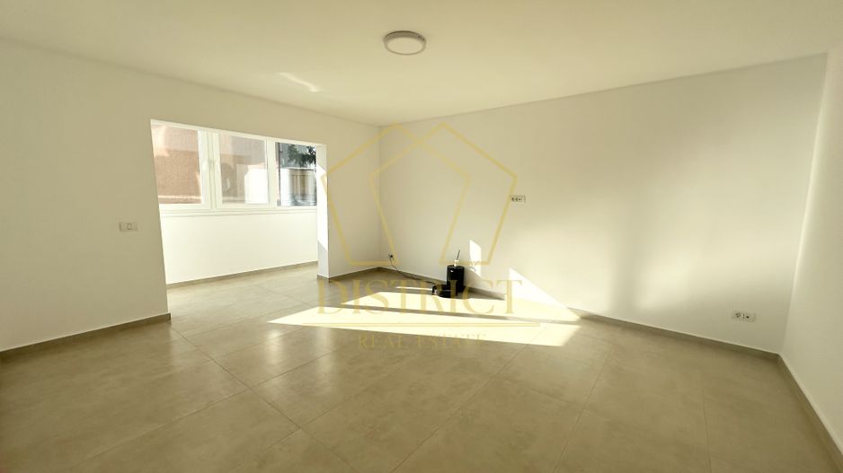 Apartament cu 4 camere decomandat | Etaj 1 | Complexul Studentesc - Poză 1