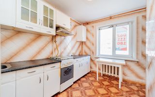 Apartament spațios cu 4 camere, sectorul Buiucani - Poză 8