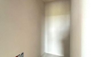 Duplex cu 4 camere, vatra satului, toate utilitatile - Sacalaz - Poză 8