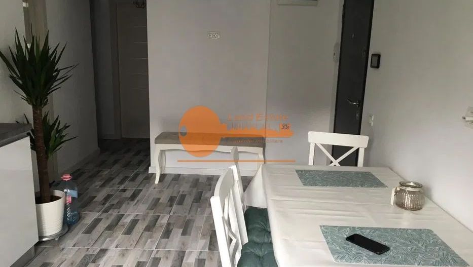 Apartament 3 camere - Poză 1