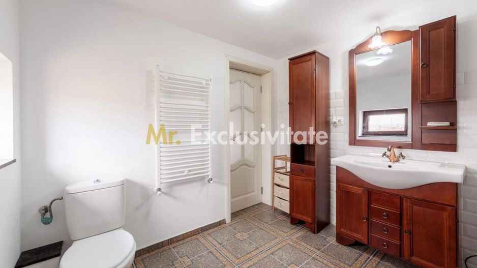 Casa moderna in Bradu - 3 camere,sauna proprie,mobilata , - Poză 8