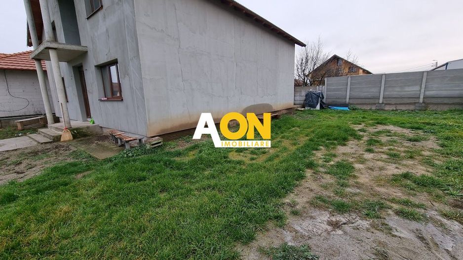 Casa Individuala 6 Camere, Zona Barabant - Poză 3