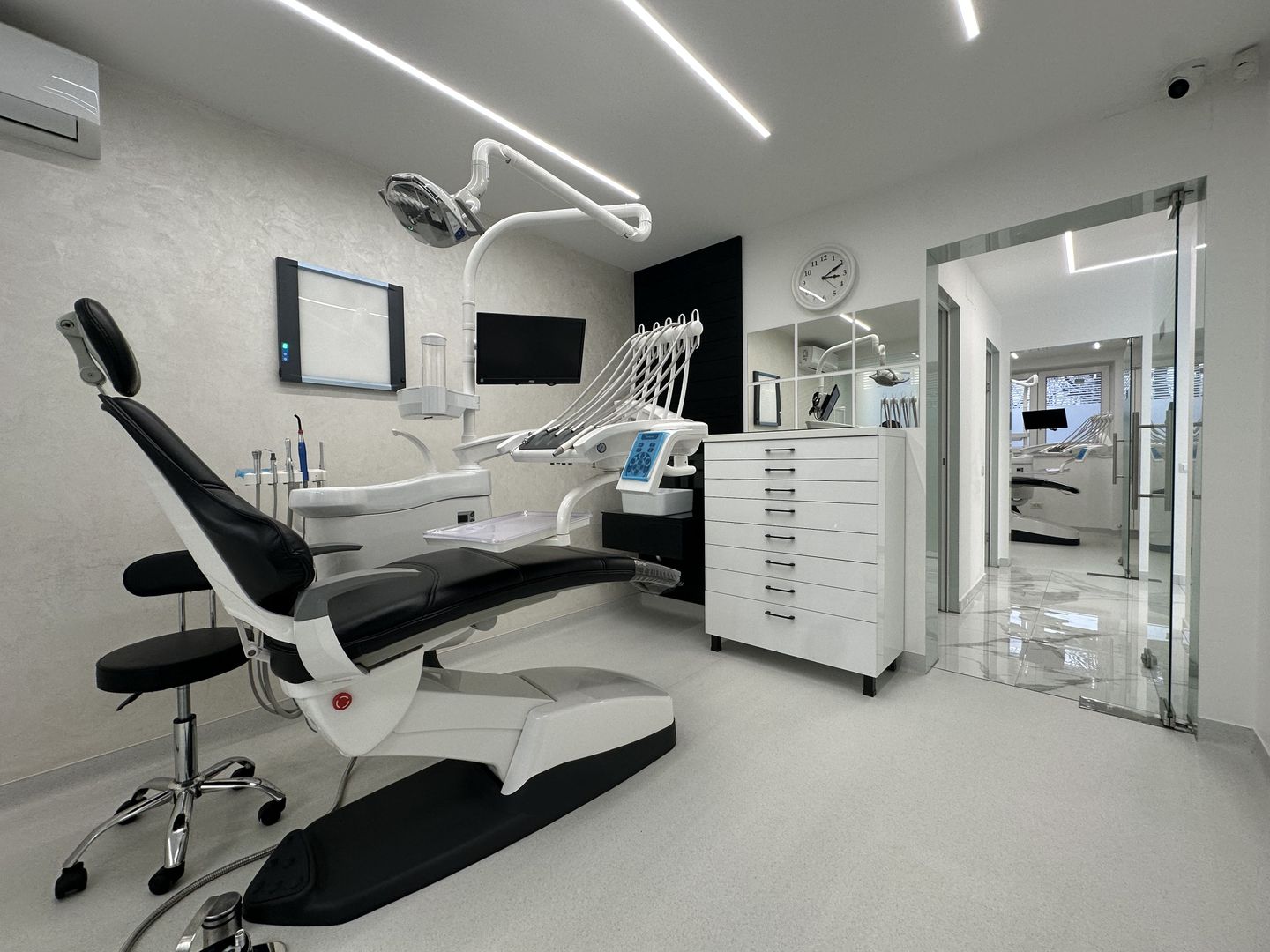 Clinica Stomatologica Premium – 2 Cabinete Complet Utilate – Metrou - Poză 10