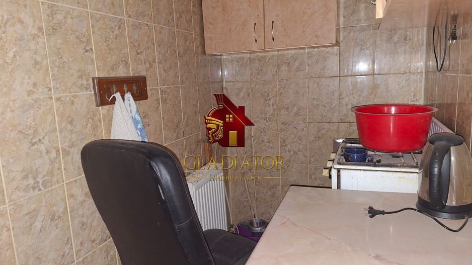 Camera de camin tip garsoniera Frumoasa Poitiers 16.2 mp, disponibila - Poză 8