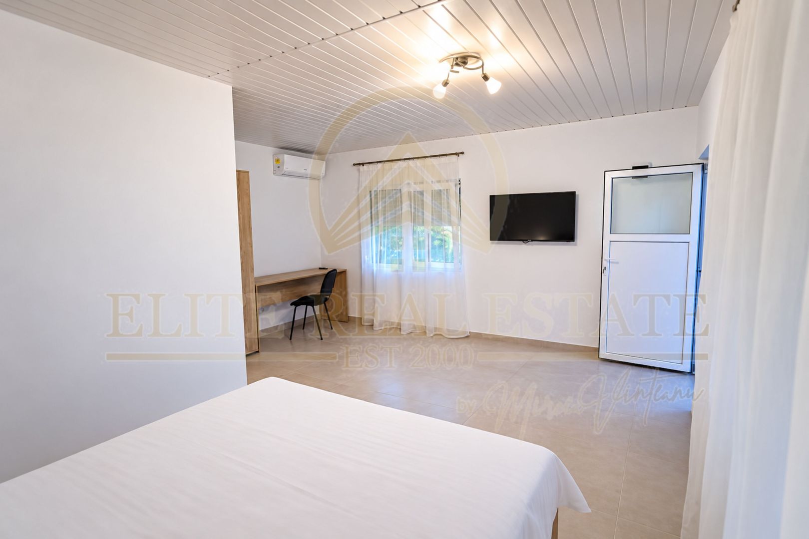 Afacere la cheie - Complex Turistic - Ponton Privat- Deschidere la Lac - Poză 11