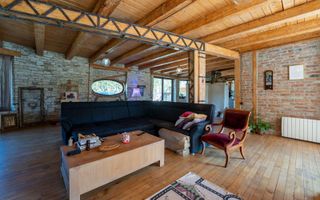 De vanzare casa unica pe teren de 3400mp, cu iaz si gradina - Borhanci - Poză 7