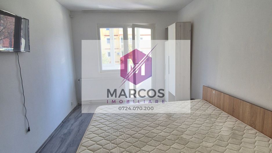 Închiriez apartament 1 camera et.1 Micro 1 - Poză 2