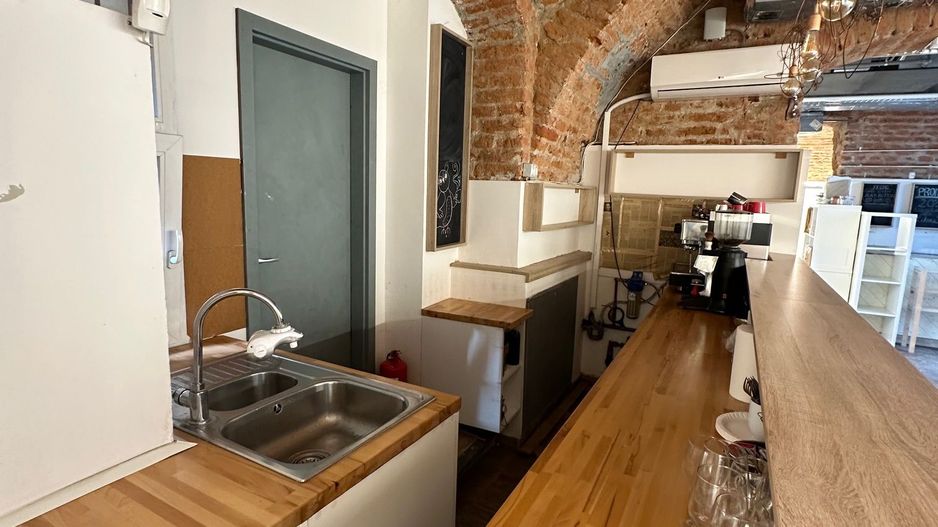 Spatiu comercial în Piața Unirii - 155 mp - Poză 31