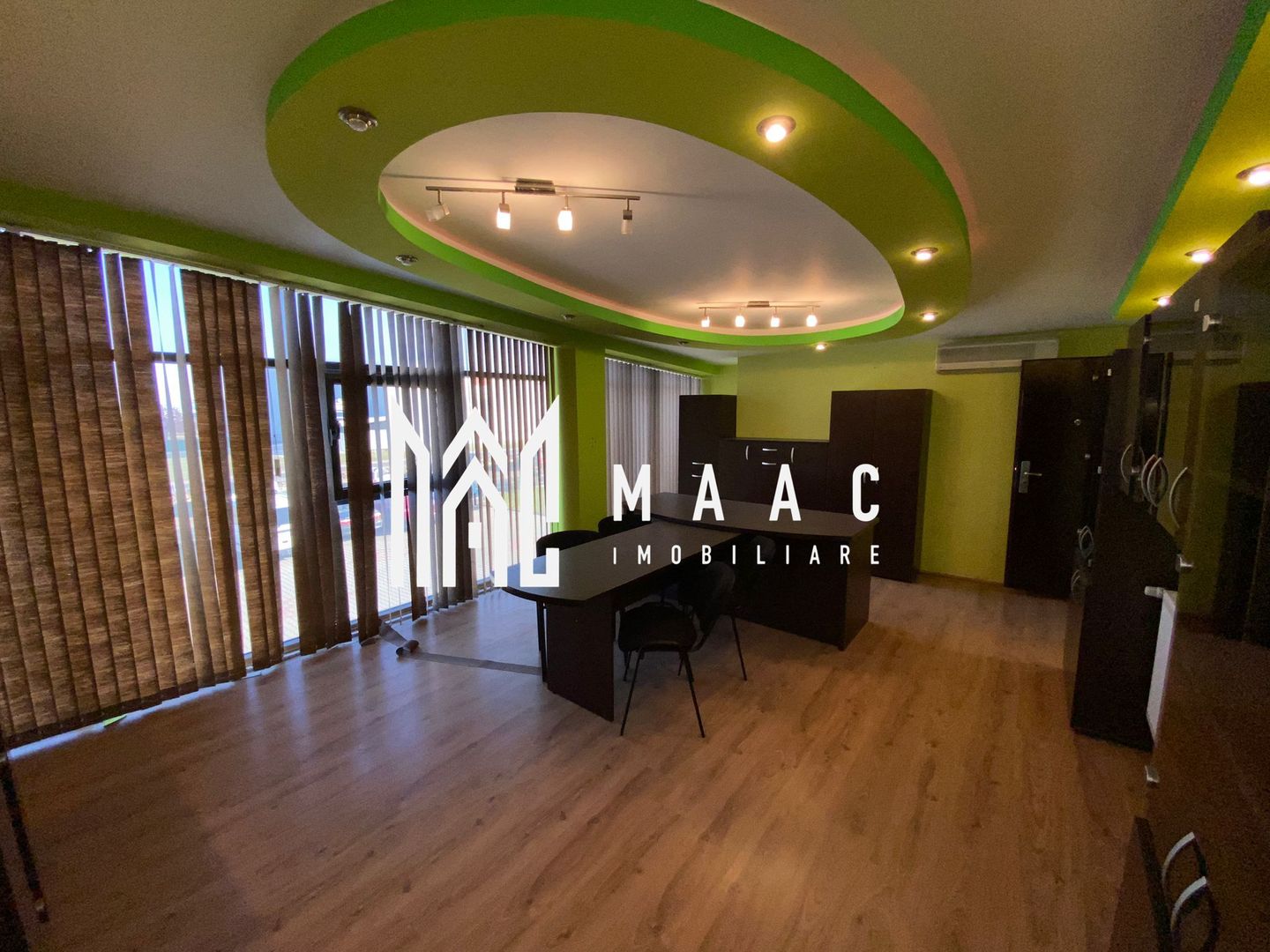 Spațiu birouri I Complet echipat | 3 birouri I 2 băi | Zona Vest - Poză 2