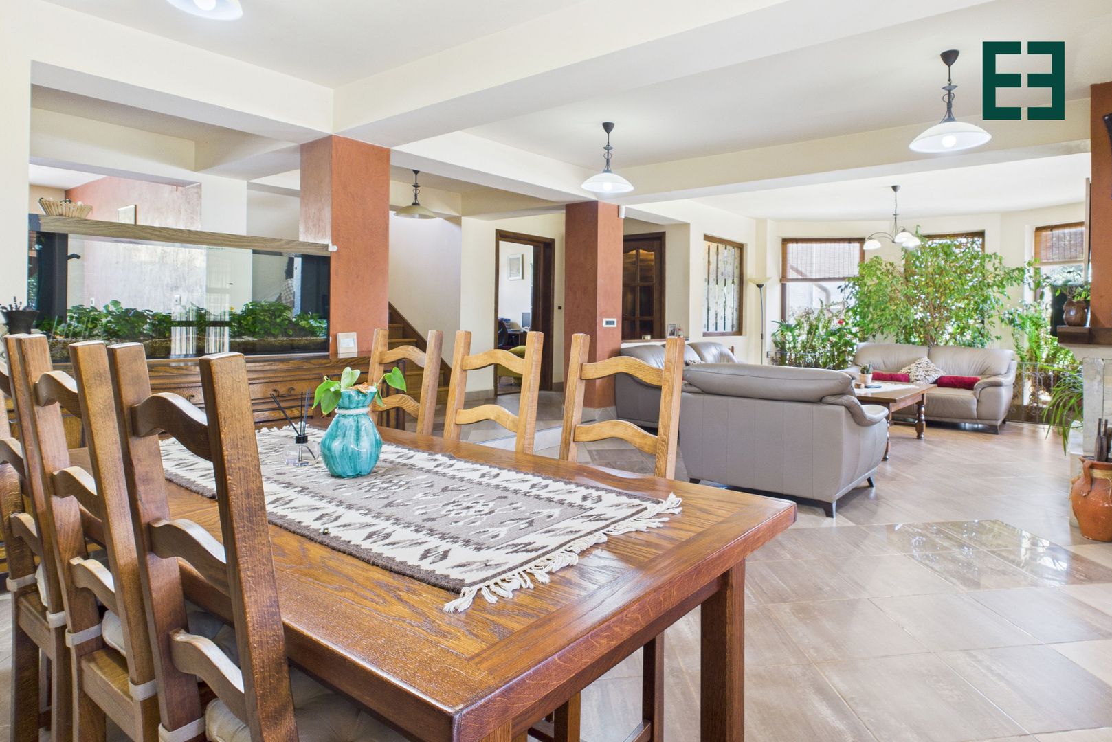 Vilă cu 6 camere - Zona Subcetate - Arad - Poză 5