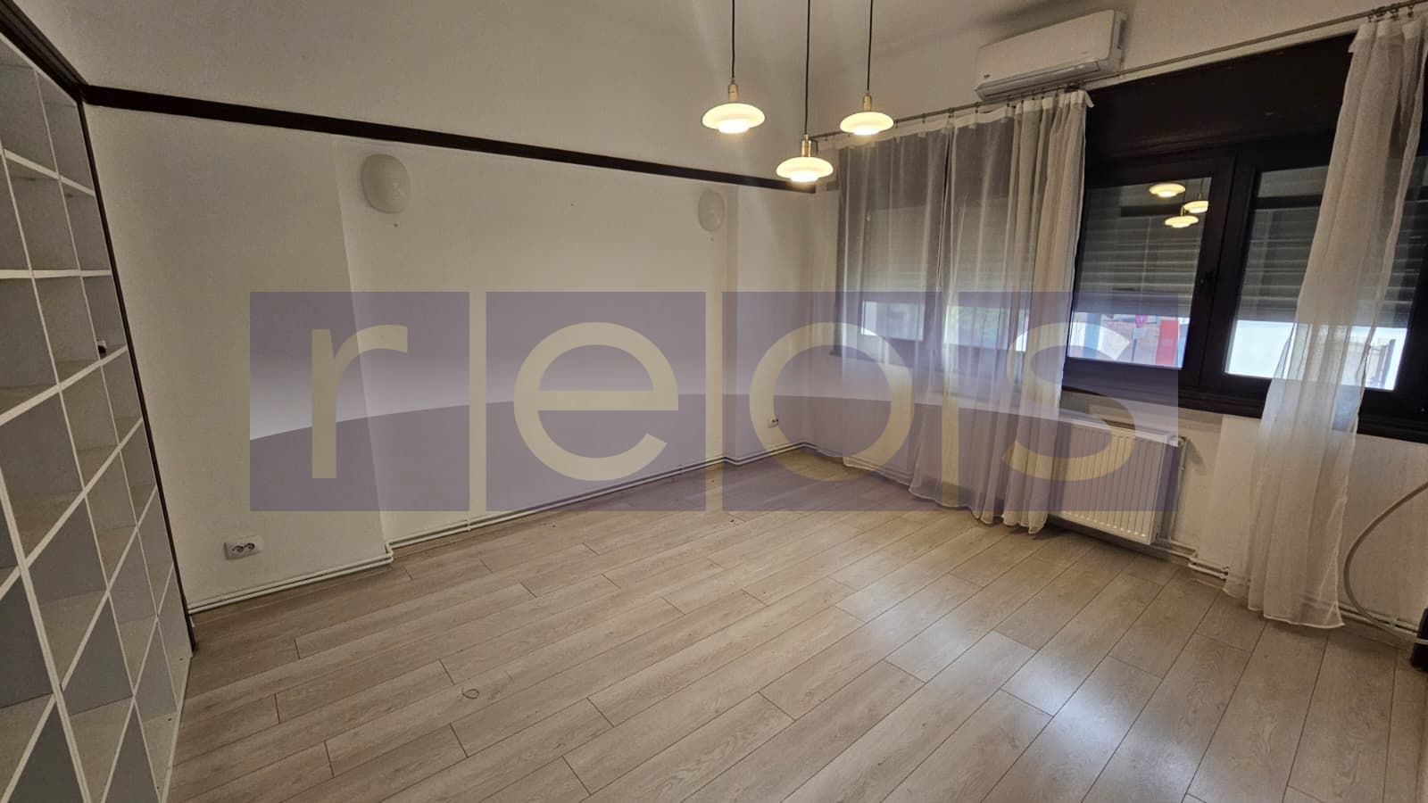 INCHIRIERE APARTAMENT ÎN VILĂ INTERBELICĂ – 5 CAMERE, ZONĂ CENTRALĂ - Poză 1
