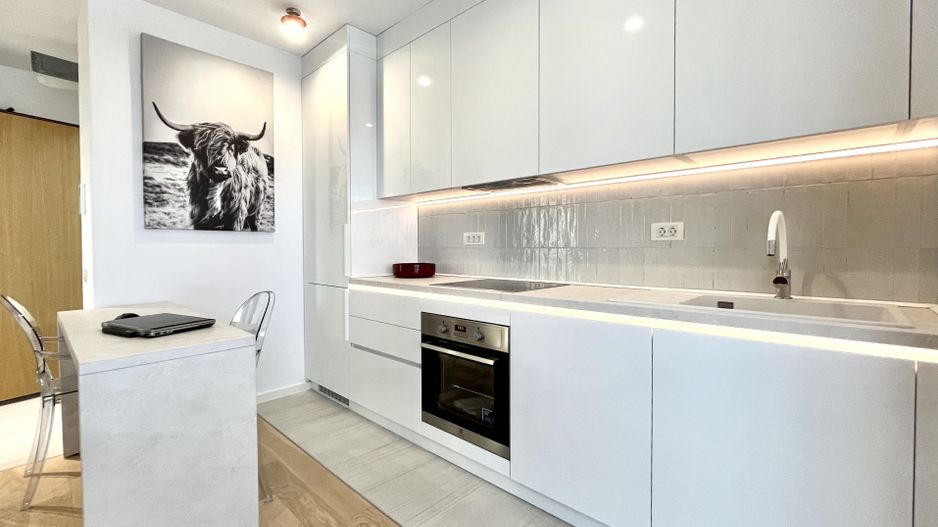 Apartament 2 camere, elegant si modern, Central - Piata 700 - Poză 4