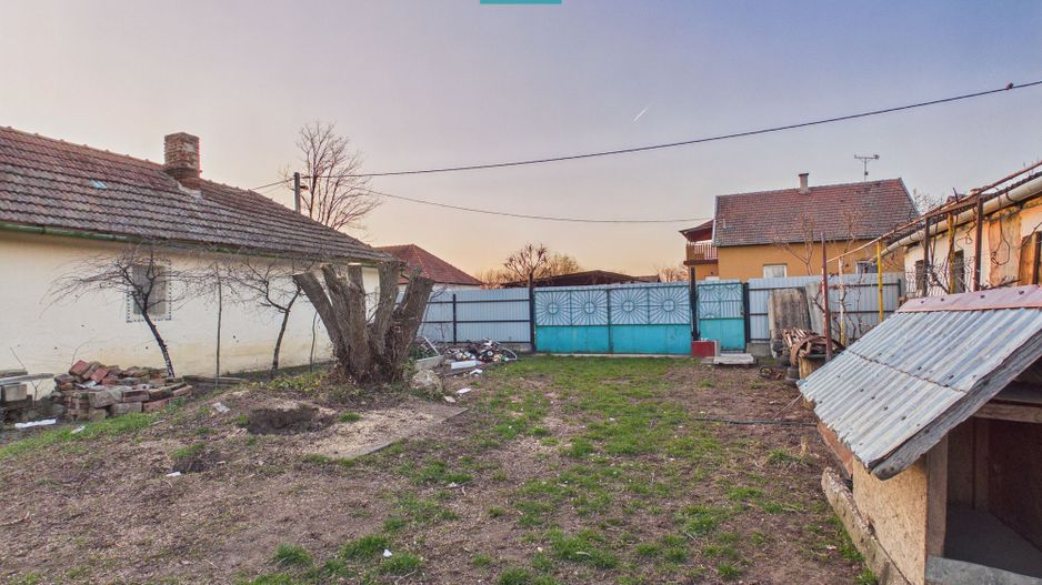 Casă din 2 corpuri cu 5 camere în  Lőkösháza - Poză 11