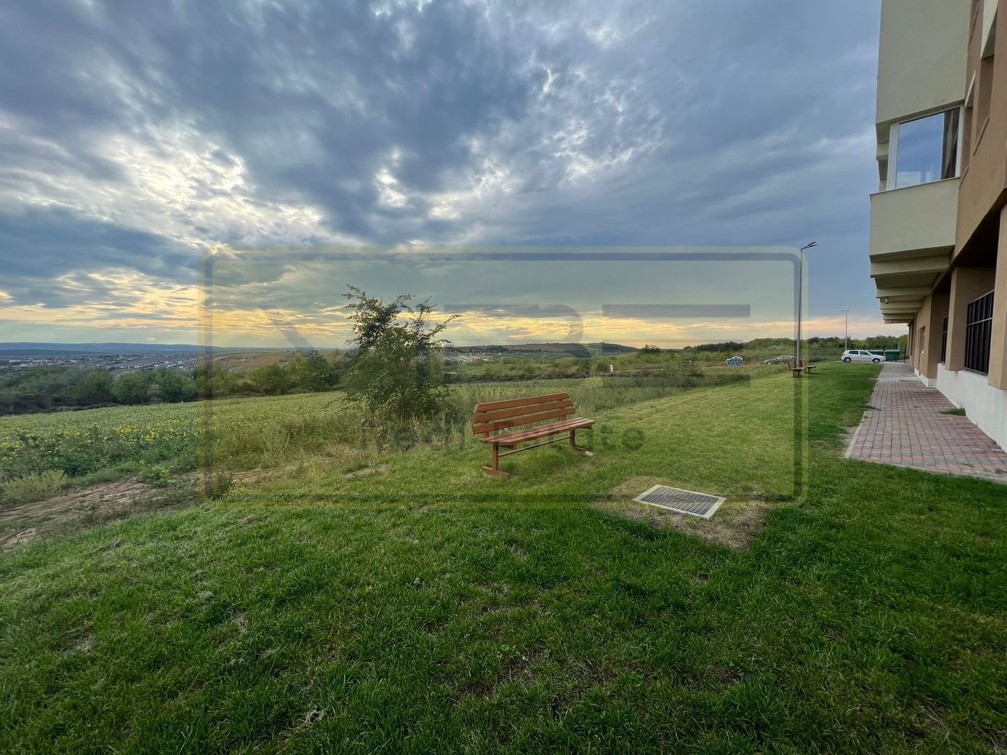 Apartament  2 camere +parcare Copou - Rasarit de Soare - Poză 31