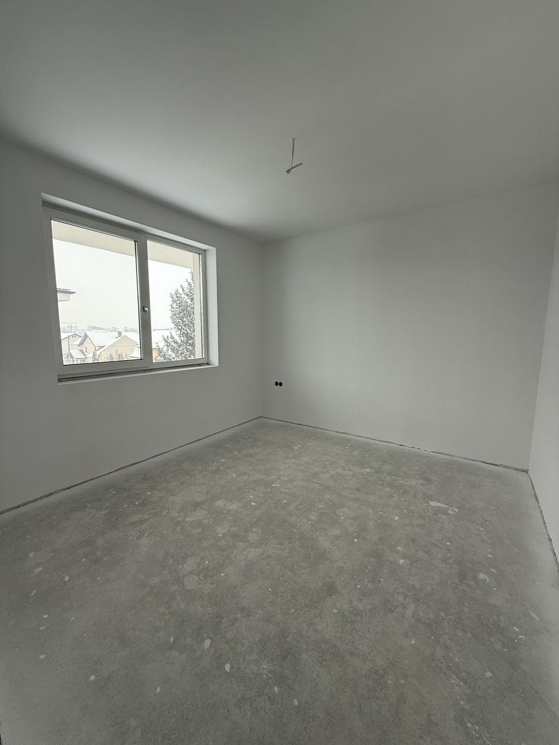 Apartament 3 camere de vânzare – Șelimbăr, zona Mihai Viteazu - Poză 4