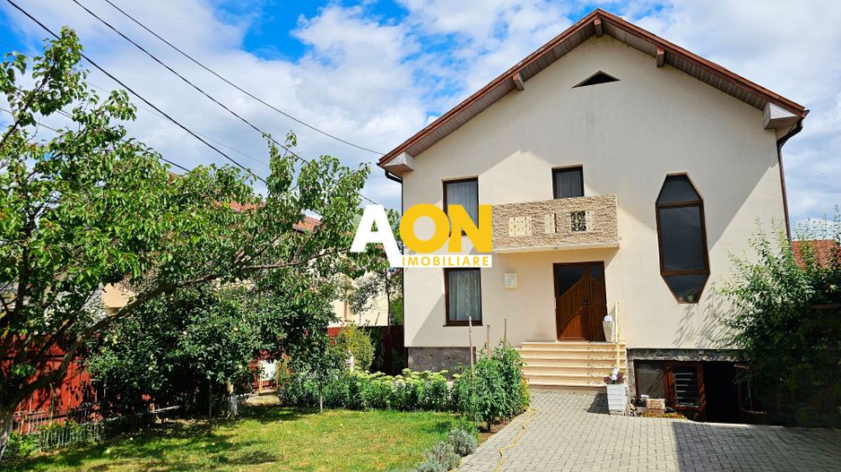 Casa eficienta energetic, 5 camere, 540 mp teren, Partos - Poză 1