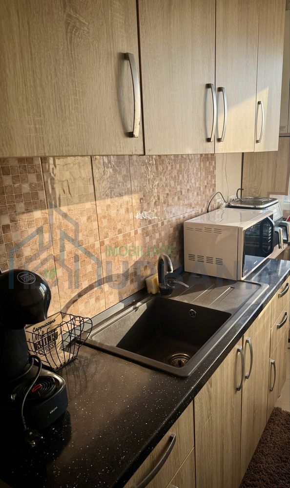 Ofer spre inchiriere apartament zona Pacurari Complex Rasarit de Soare - Poză 4