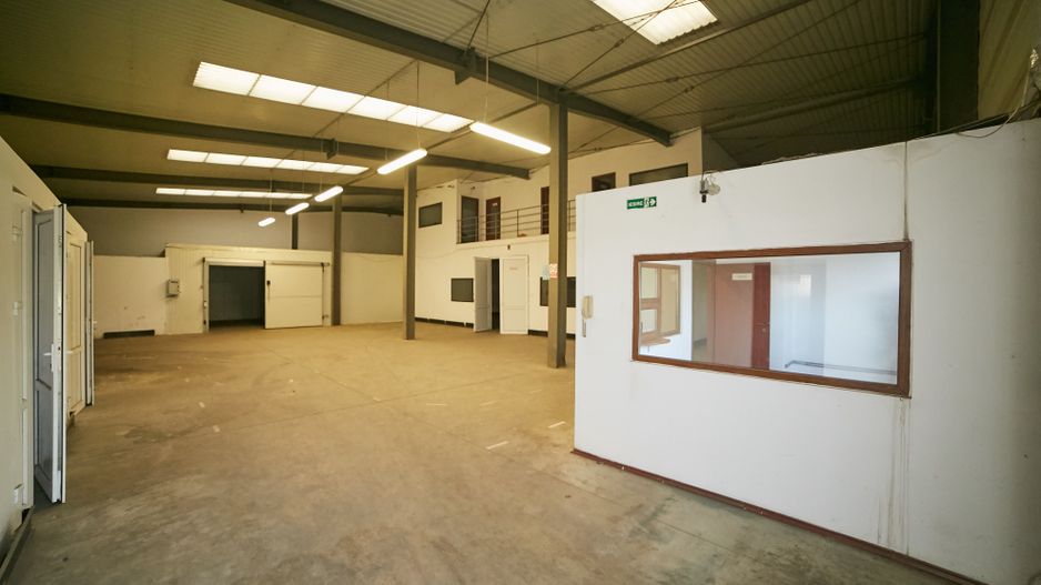 Hală industrială 627mp în Parc Industrial Arad - Poză 2