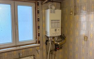 Apartament 4 camere centrala proprie necesita renovare Lujerului - Poză 2