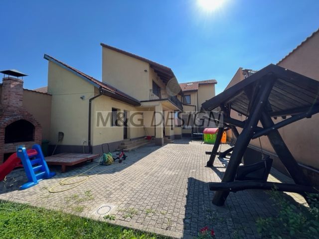 Casa moderna P+1E+M Lugoj 511mp - Poză 1