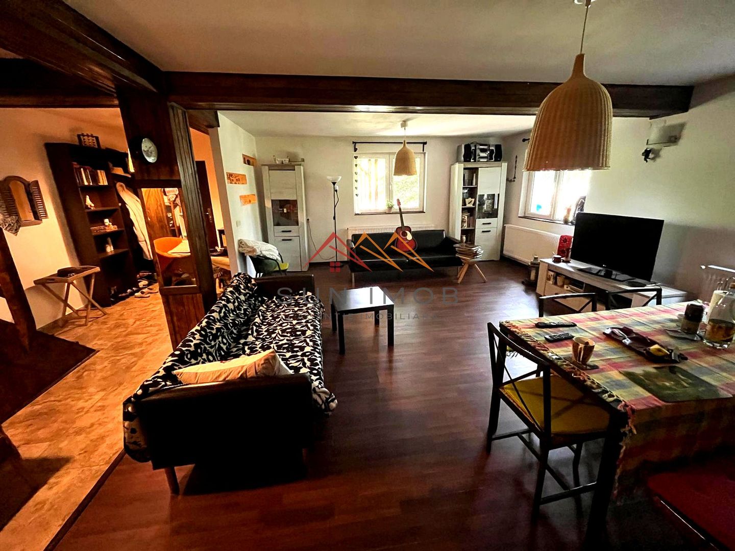 Casă rustică P+M duplex, teren 325 mp, foișor, Brebu PH 159000 Euro - Poză 1