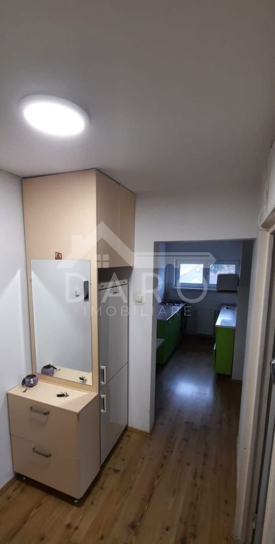INCHIRIEZ APARTAMENT CU 2 CAMERE - Poză 5