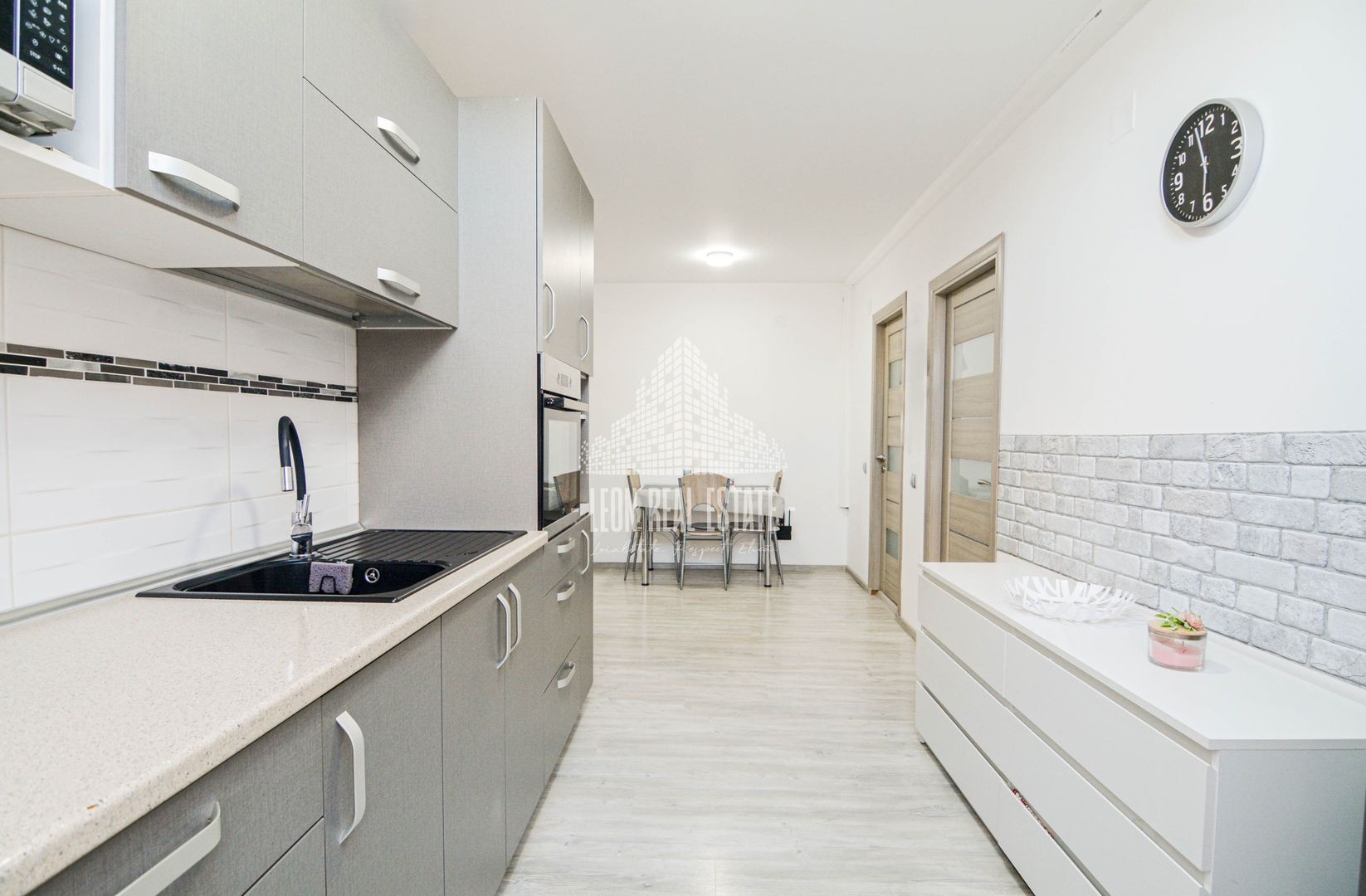 Apartament 2 camere Decomandate cu loc de parcare, Floresti - Florilor - Poză 7