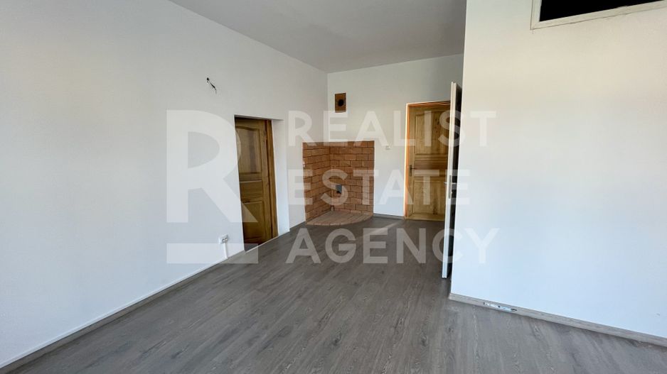 De vânzare – Clădire impresionantă, 11 camere, 9 dormitoare, Păcurari - Poză 14