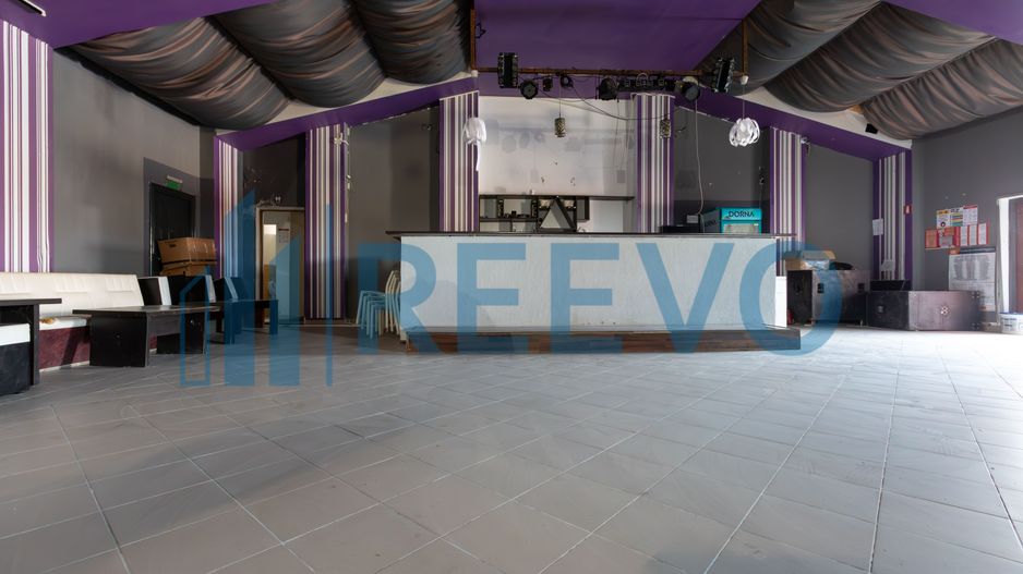 Proprietate cu casa si spatiu comercial+teren 4060 mp Bahna - Poză 1