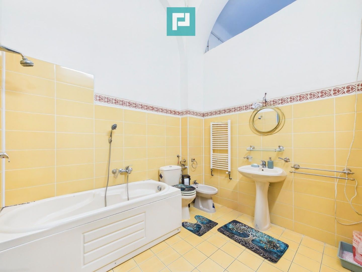 Apartament emblematic in Palatul Cenad, Arad - Poză 6
